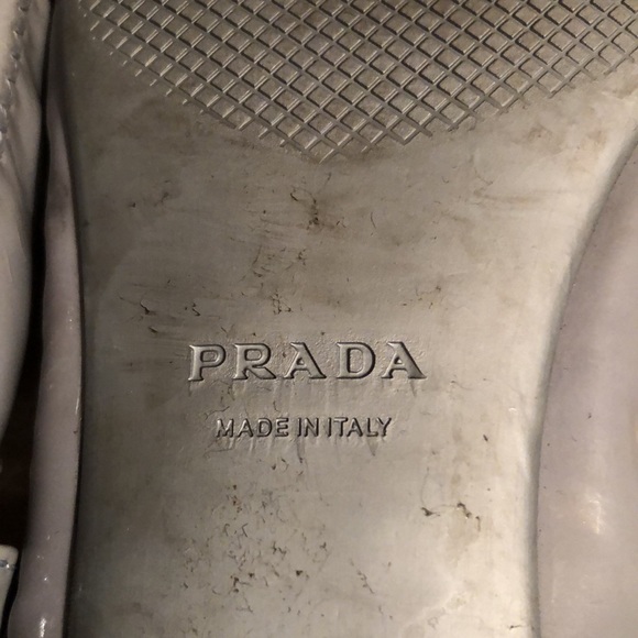 Prada gray patent flats with lavender buckle. Size 39 1/2 - Picture 7 of 8